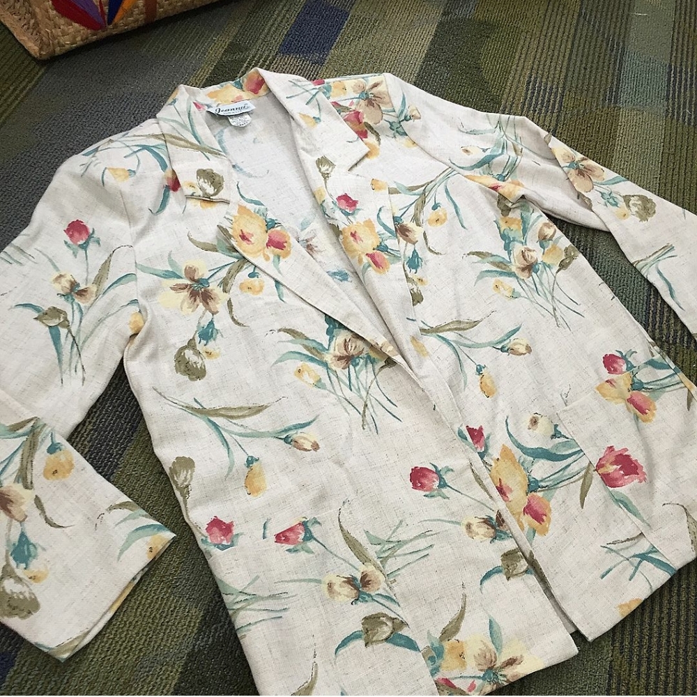 Vintage Floral Blazer